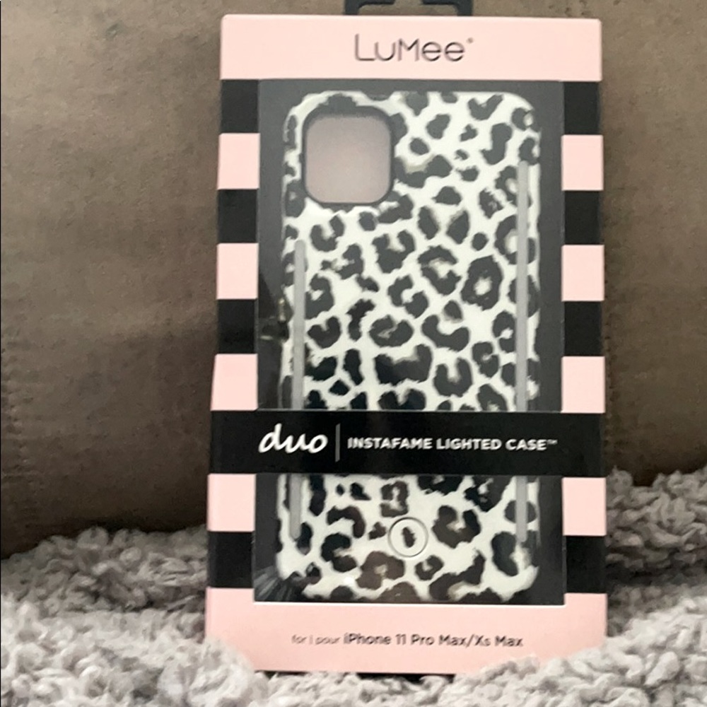 iPhone 11 Pro Max lunes case